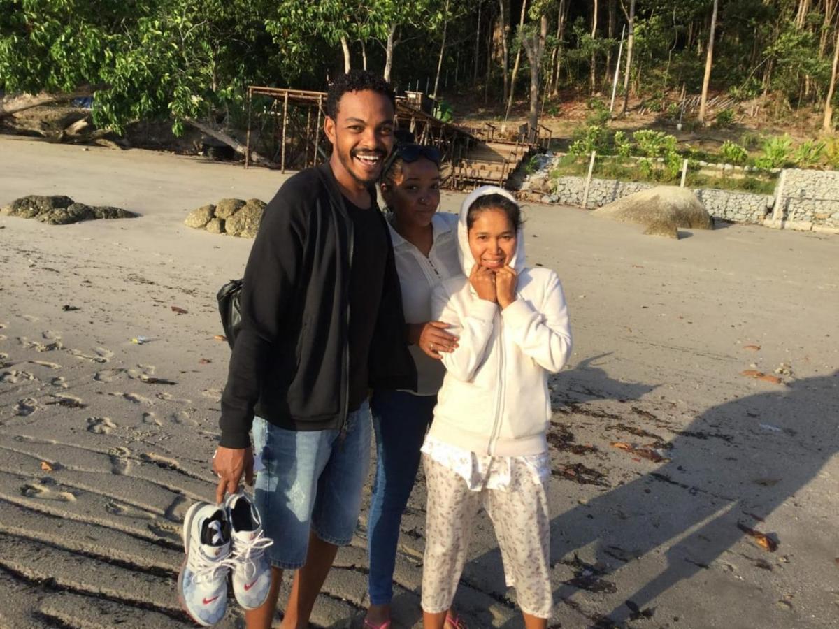 Hotel Wild Pasir Panjang Pulau Tuba Zewnętrze zdjęcie